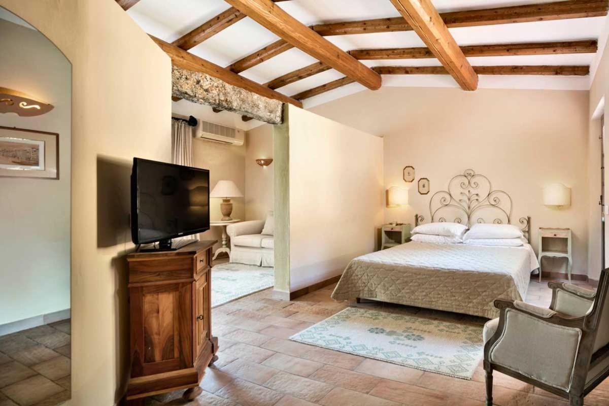 Stazzo Lu Ciaccaru Hotel Arzachena Exterior photo
